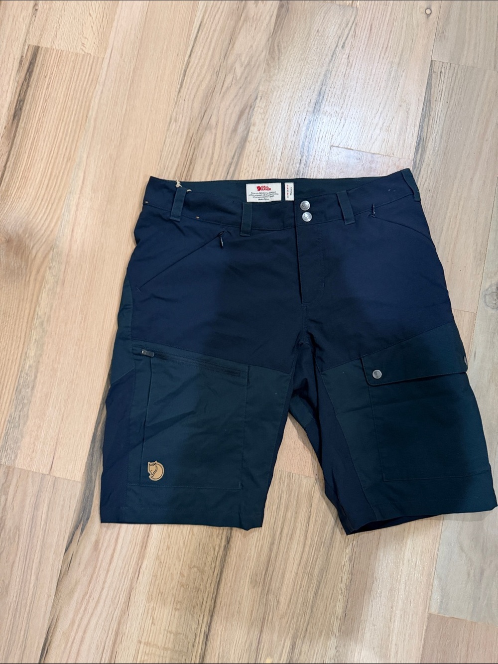 Women.FJall Raven Dark Navy Outdoory Cargo Shorts. Size 40 EU